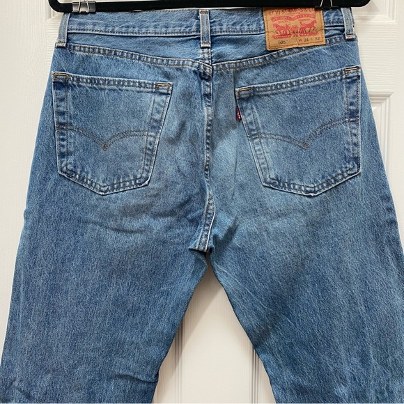 Levis 505 Straight Leg Jeans Petite Length - Picture 4 of 5